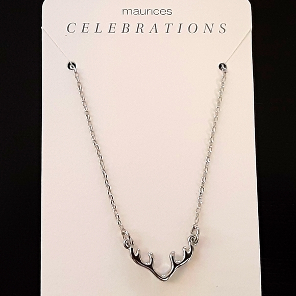 🆕️ Antler Pendant Necklace - Picture 1 of 4